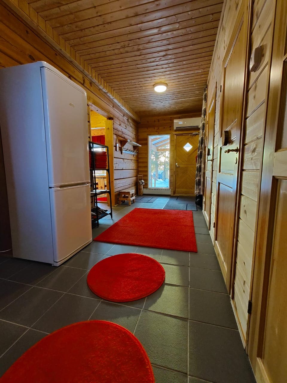 LAKE INARI MOBILE CABINS Hotel in Lapland