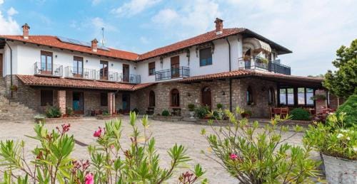 Ristorante Albergo Da Maurizio Hotel in Liguria