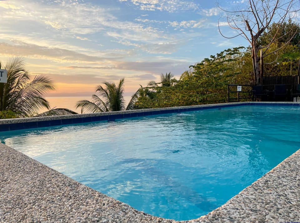 Masayahin Cabanavillas Resort in Central Visayas