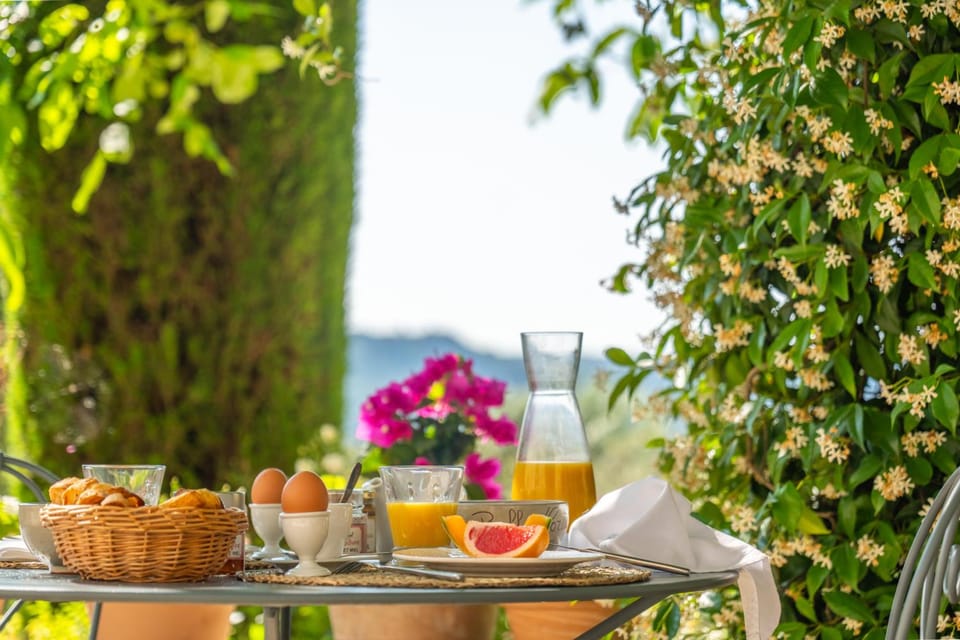 Mas Bella Cortis Hotel in Provence-Alpes-Côte d'Azur