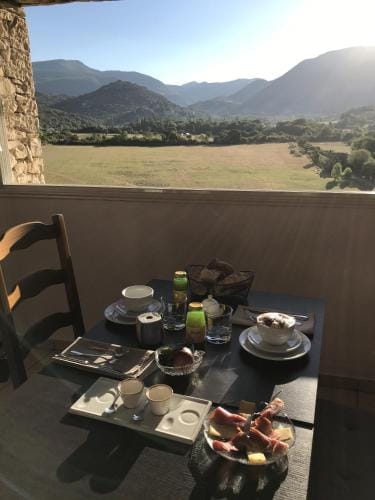 Hotel L'Oustau de la Font Hotel in Provence-Alpes-Côte d'Azur