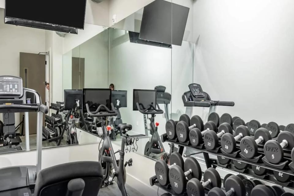 Mint House New Orleans - Riverside Apartment hotel in Warehouse District