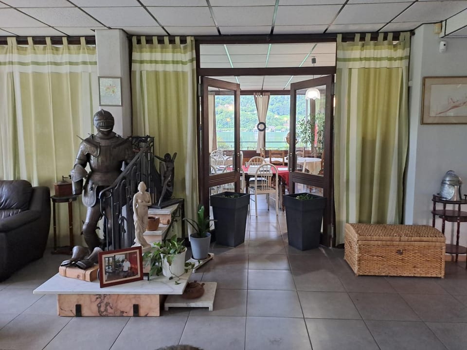 Les Sirenes Hotel in Auvergne-Rhône-Alpes
