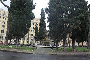 Rovati Guest House Hotel in Rome