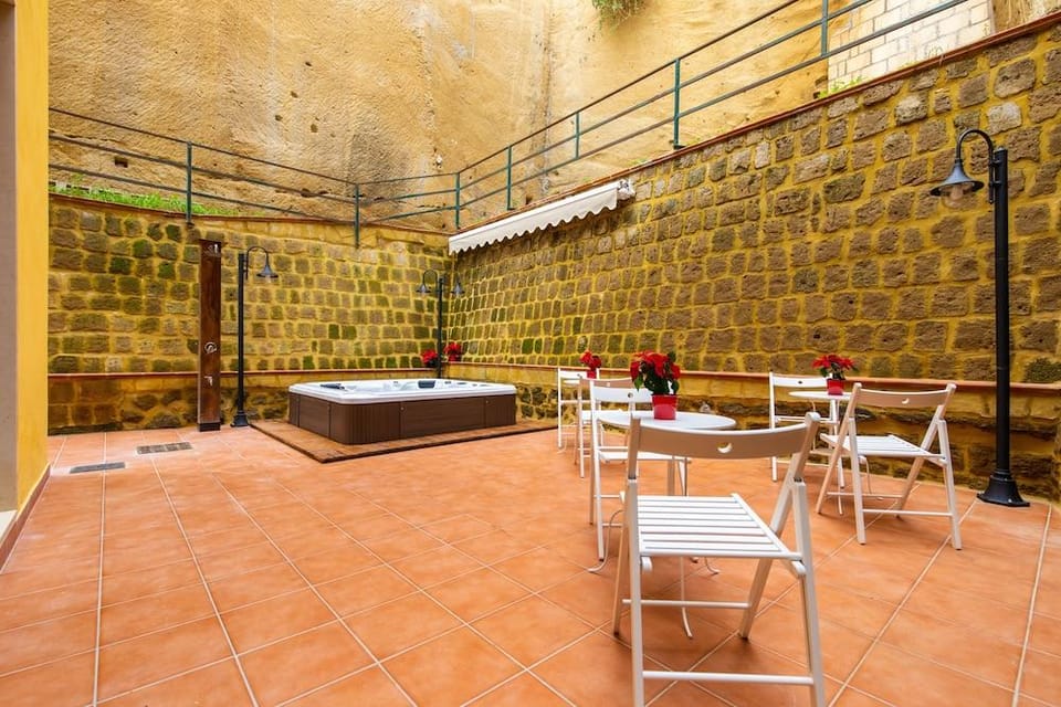 Napoli d'Amare Hotel in Naples