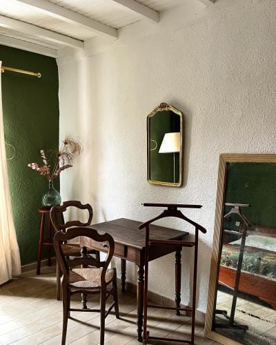 Maison Gramme Lussan Hotel in Provence-Alpes-Côte d'Azur