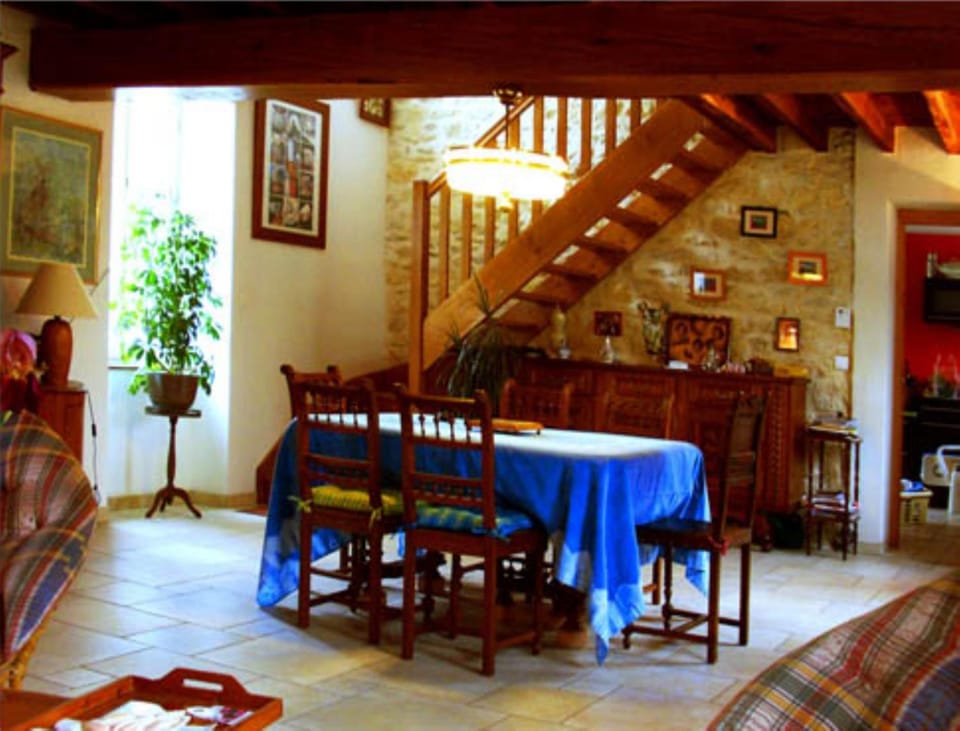 La Parisienne des Amognes Hotel in Bourgogne-Franche-Comté