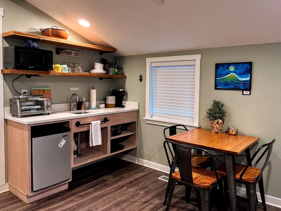 Sea Glass Inn Inn in Seaside