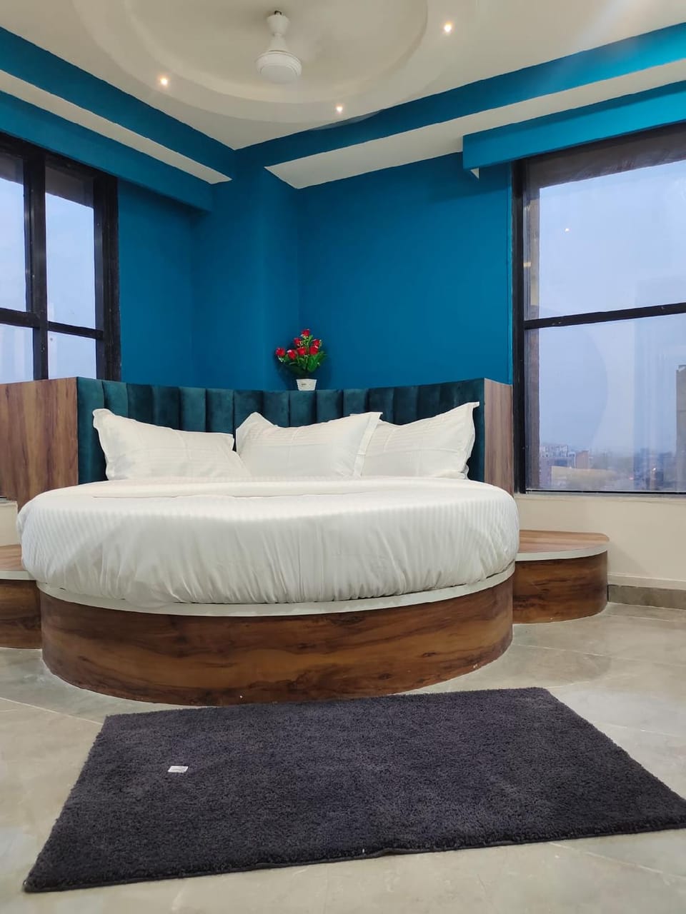 hotel lee park Hotel in Ahmedabad