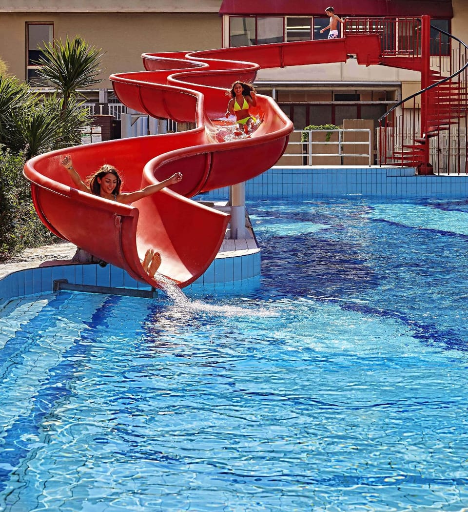 SERENA MAJESTIC HOTEL & RESIDENCE Hotel in Montesilvano