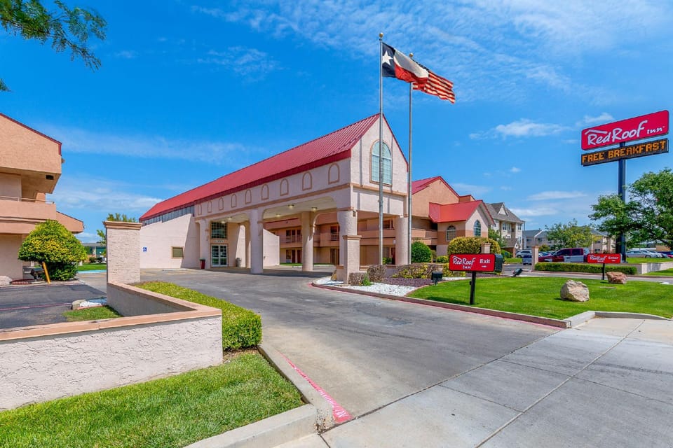 HomeTowne Studios Amarillo West Hotel in Amarillo