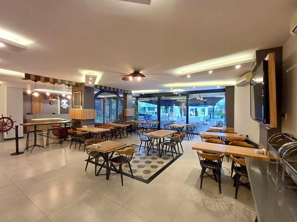 Del Puerto Hotel Hotel in İzmir Province