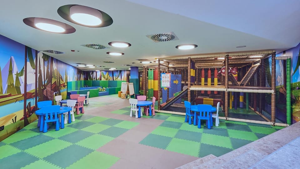 Grey Hotel Kopaonik Hotel in Serbia