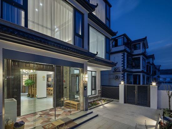 Floral Hotel · Manshi Time Hotel (Kunshan Dianshan Lake Store) Hotel in Shanghai
