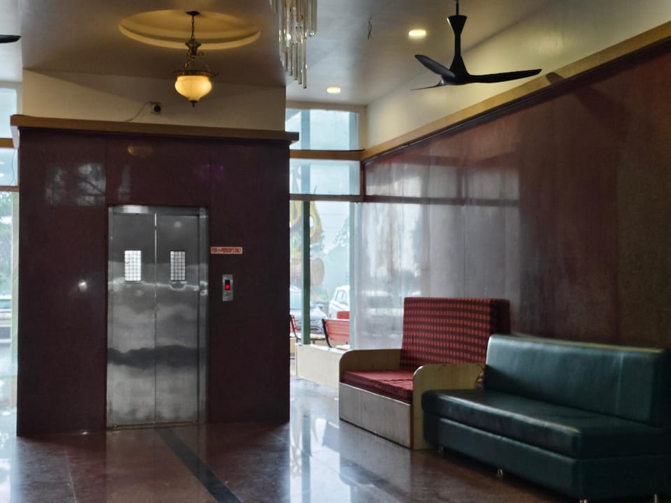 Rajasthani Rajwadi Hotel & Restaurant Hotel in Maharashtra