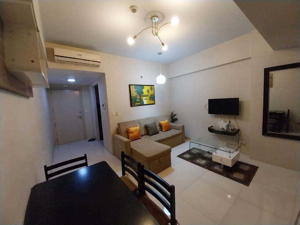 Alps at 150 Newport Blvd Condominum near T3 Apartment hotel in Pasay