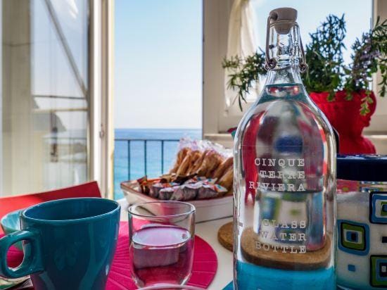 Giaella Sea View Apartment Hotel in Monterosso al Mare