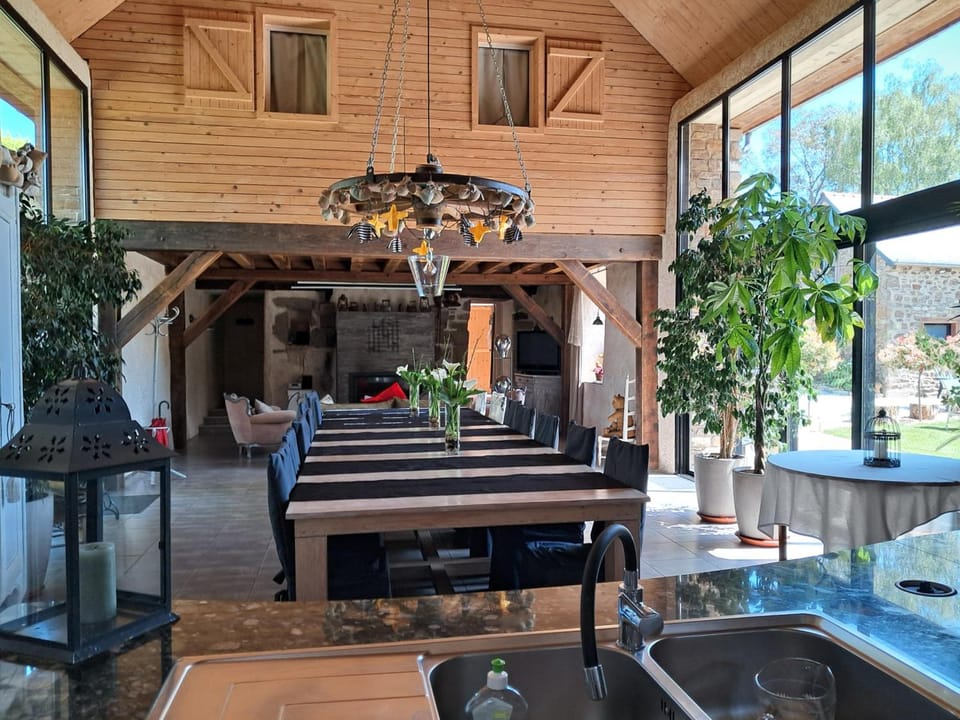 Aux Greniers a Reves Hotel in Brittany
