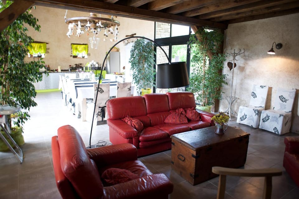 Aux Greniers a Reves Hotel in Brittany