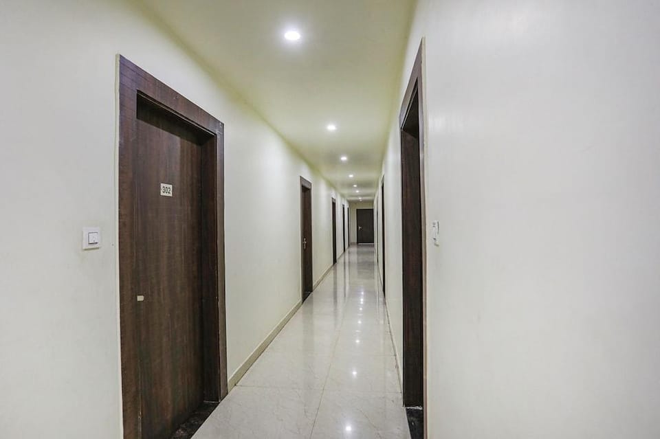Fabhotel Naman Hotel in Uttar Pradesh