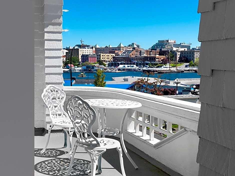 Pendray Inn & Tea House Hotel in Victoria