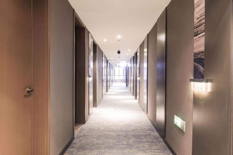 Atour Hotel Huzhou Wuxing East New Town Hotel in Suzhou