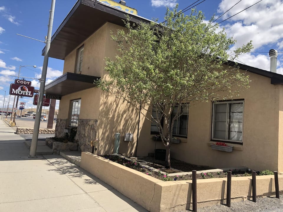 Cody Motel Hotel in Rock Springs