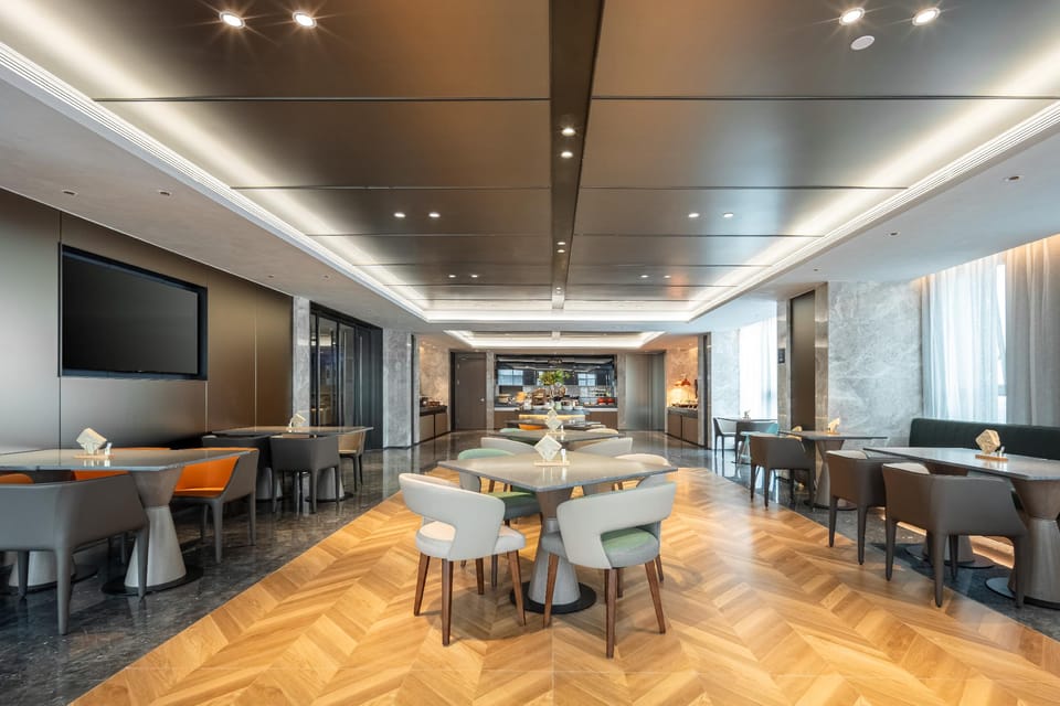 Atour Hotel Hangzhou East Railway Station West Square Hotel in Hangzhou