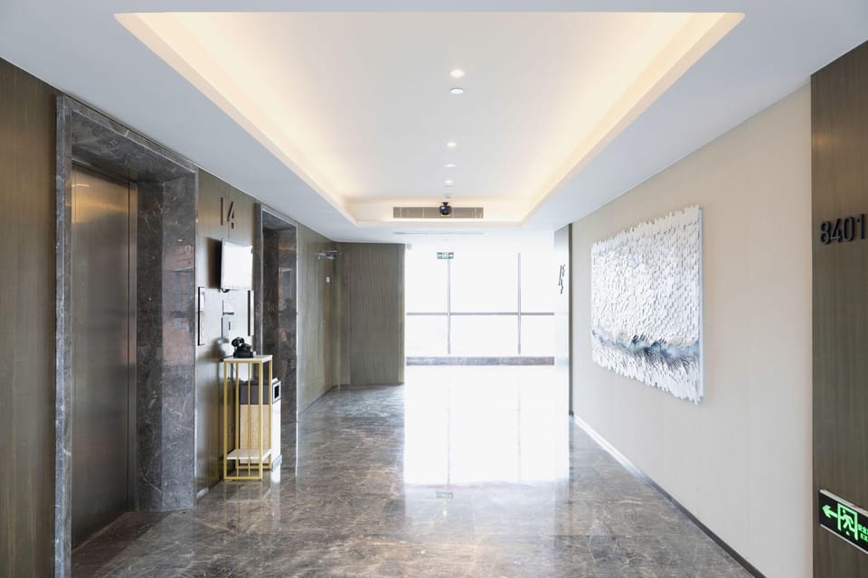 Atour X Hotel Nanjing Jiangbei New District International Health Town Hotel in Nanjing