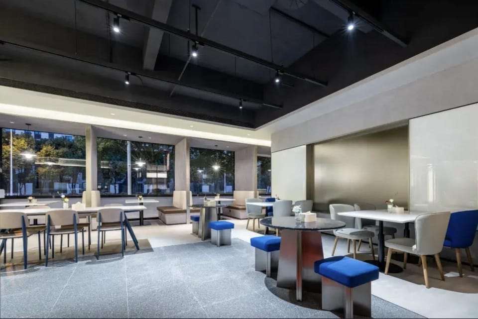 Atour Light Hotel Shanghai Minhang Maqiao Hotel in Shanghai