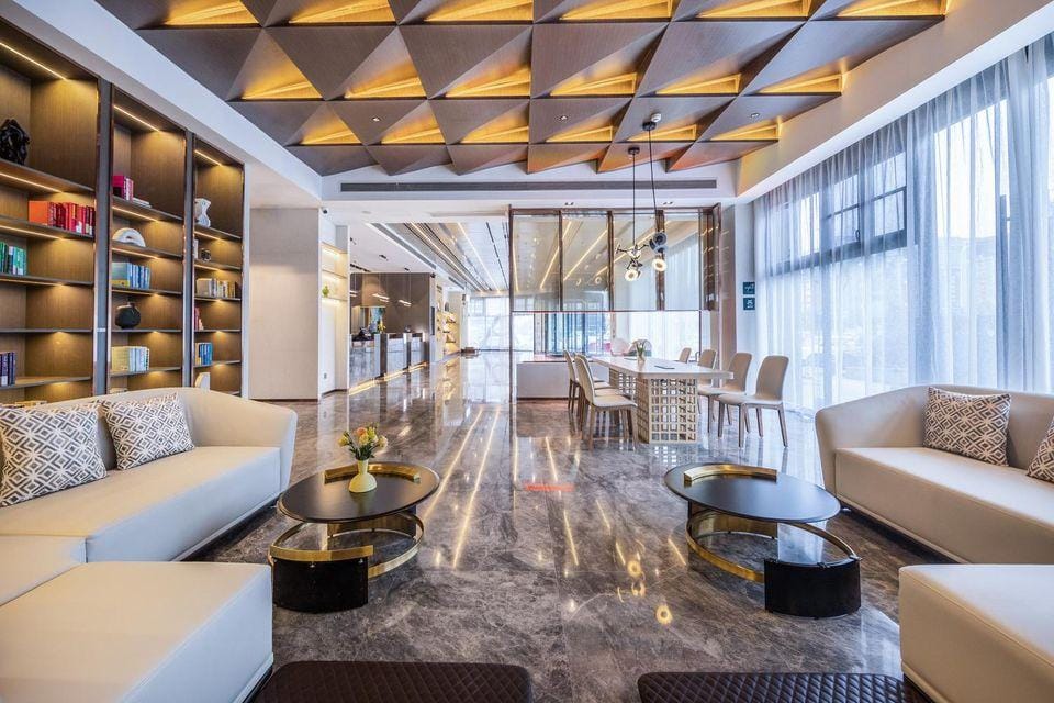 Atour Hotel Suqian Xihu Road Golden Eagle Plaza Hotel in Jiangsu