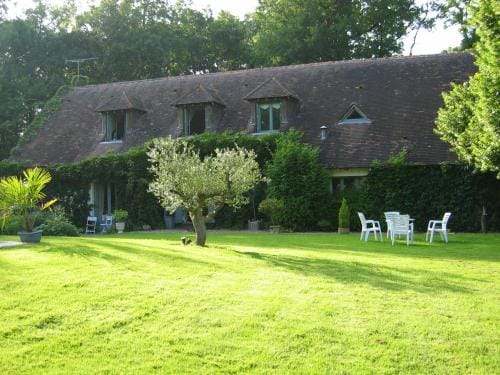 Logis de la Paqueraie Hotel in Centre-Val de Loire