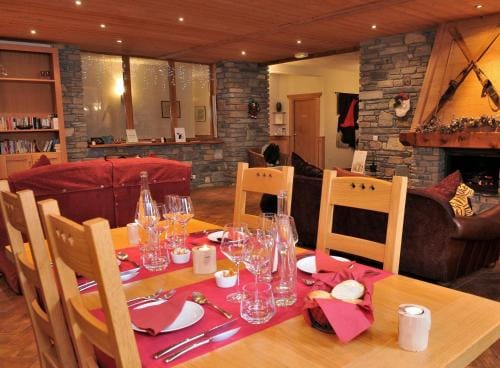 Chalet Matsuzaka - chambres d'hotes de luxe Hotel in Montvalezan