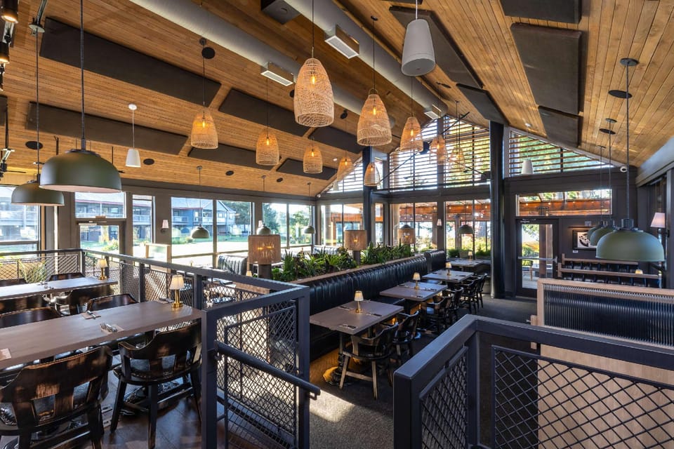 Best Western Plus Tin Wis Resort Hotel in Tofino