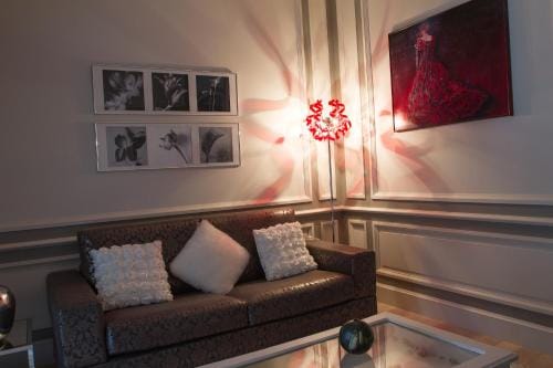 Chateau du Besset Hotel in Provence-Alpes-Côte d'Azur