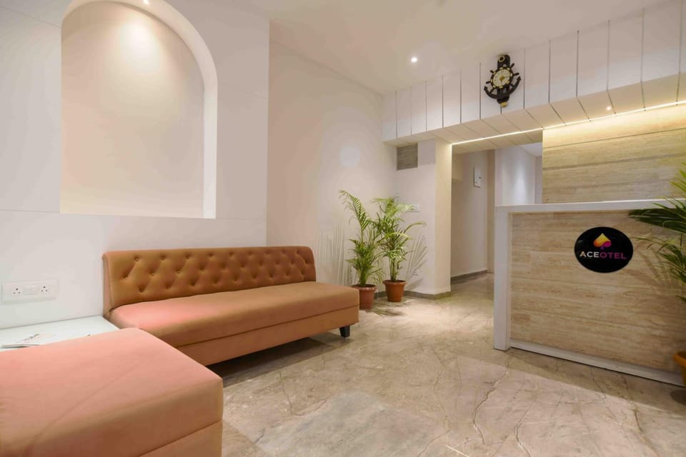 Aceotel Xpress Mint Scheme No 114 Hotel in India