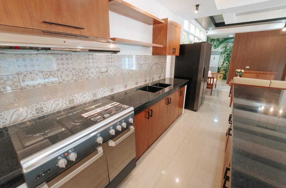 JJPHR Hotel San Antonio Hotel in Calabarzon