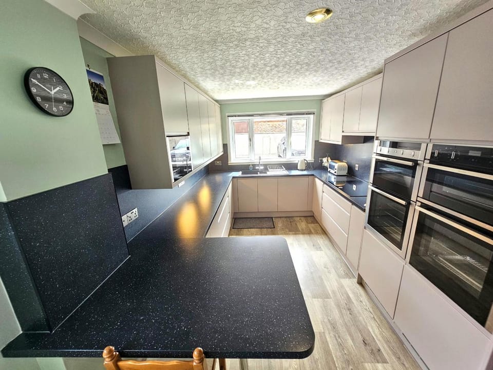mySTAYINN Abermar Guest House Hotel in Inverness