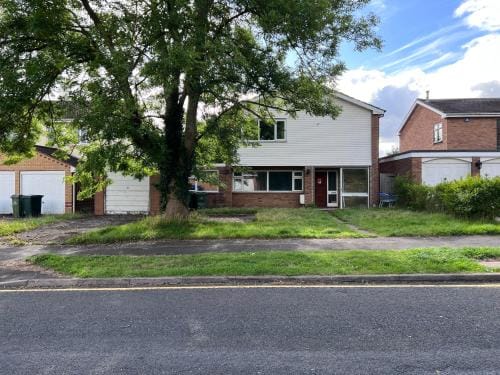 Modern Double Room With Free Parking & Fast WiFi 5 Mins To Warwick Uni Hotel in Coventry