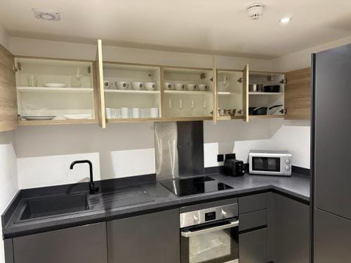 Premier Serviced Apartmetns oldham road Manchester Hotel in Manchester