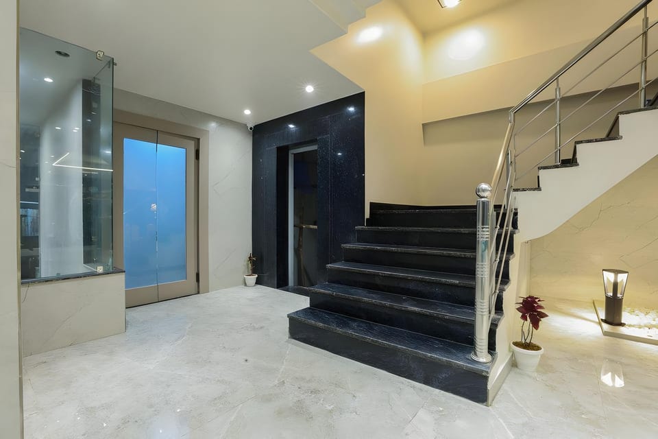 OPO Hotel Dior Hotel in New Delhi