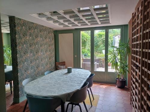 Comme chez Vous Hotel in Île-de-France