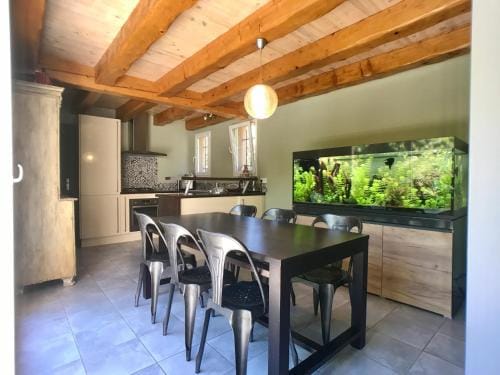 B&B 2 Chambres d'hotes Gai Felibre avec Piscine et Jacuzzi Hotel in Le Thor