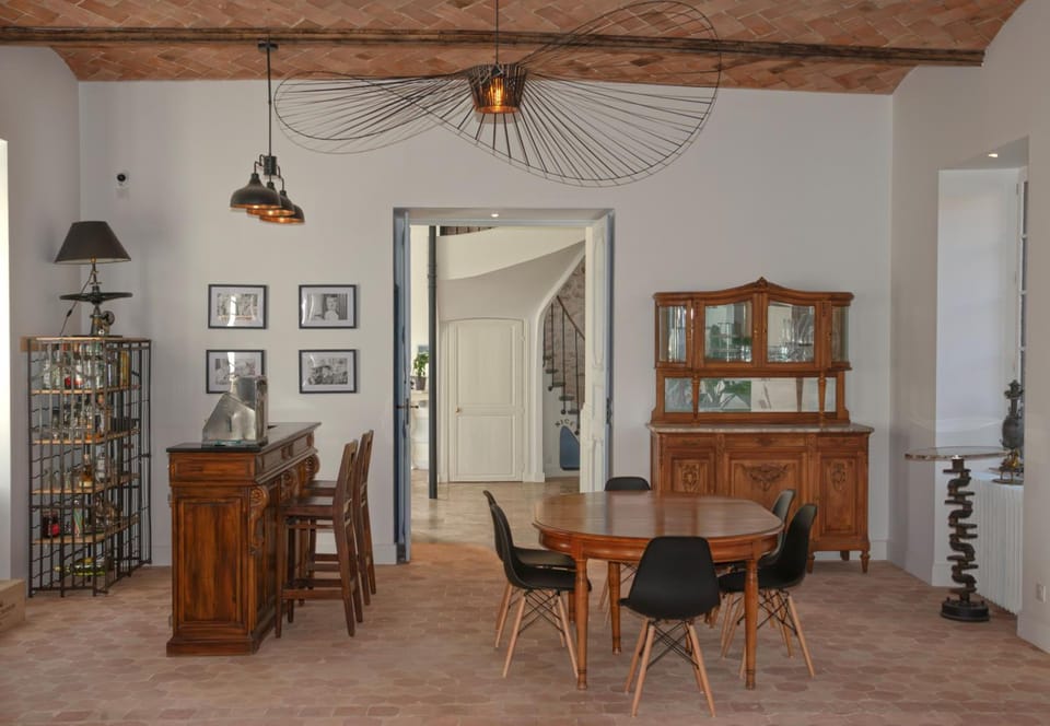 Le Clocher de la Duchesse Hotel in Île-de-France
