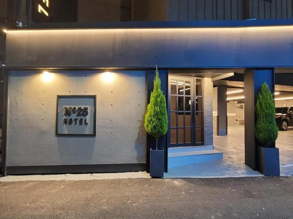 Number25hotel Dongam Station Hotel in Gyeonggi-do