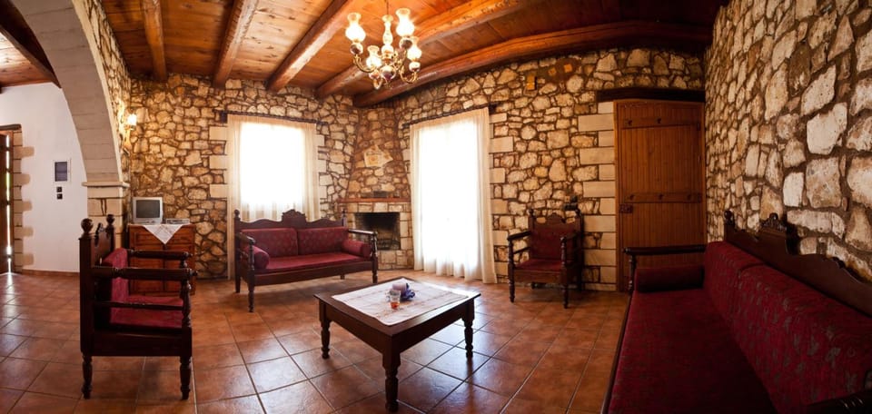 Tsivaras Villas Hotel in Crete