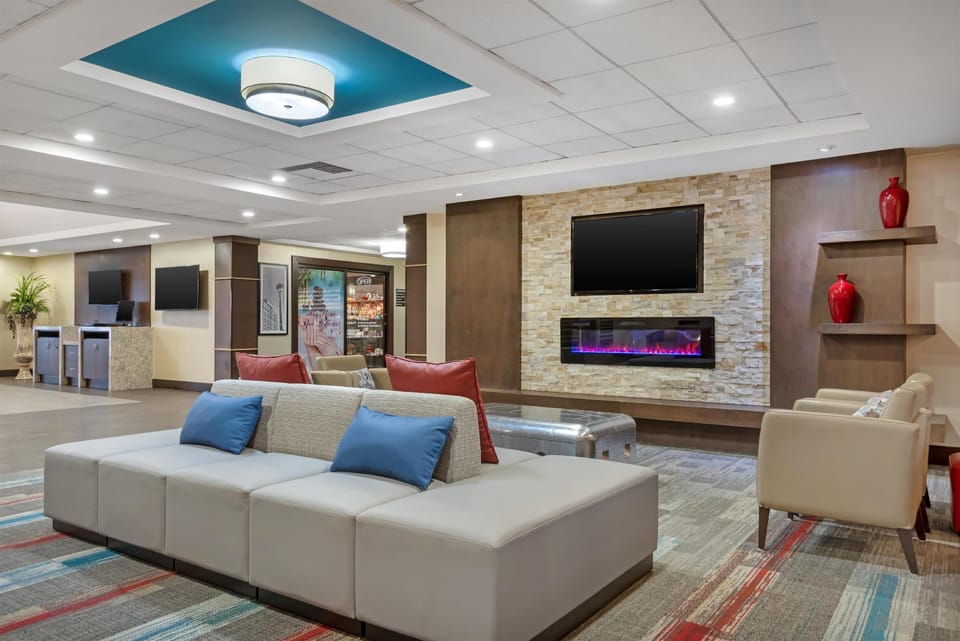 Best Western Plus Port O'Call Hotel Hotel in Calgary