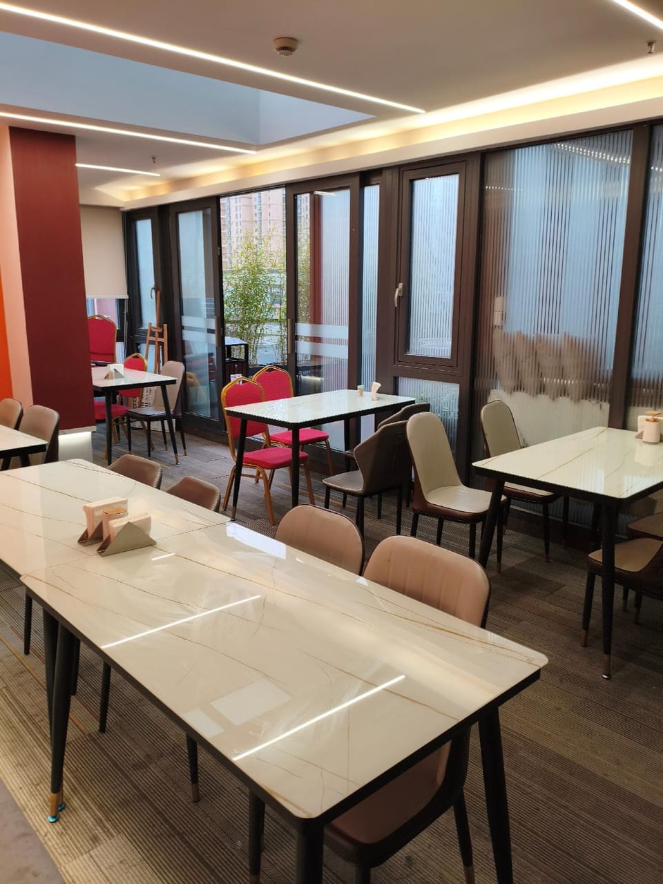 Jinglai Hotel- Shanghai Hongqiao NECC-National Exhibition and Convention Center-Weining Road Metro Hotel in Shanghai