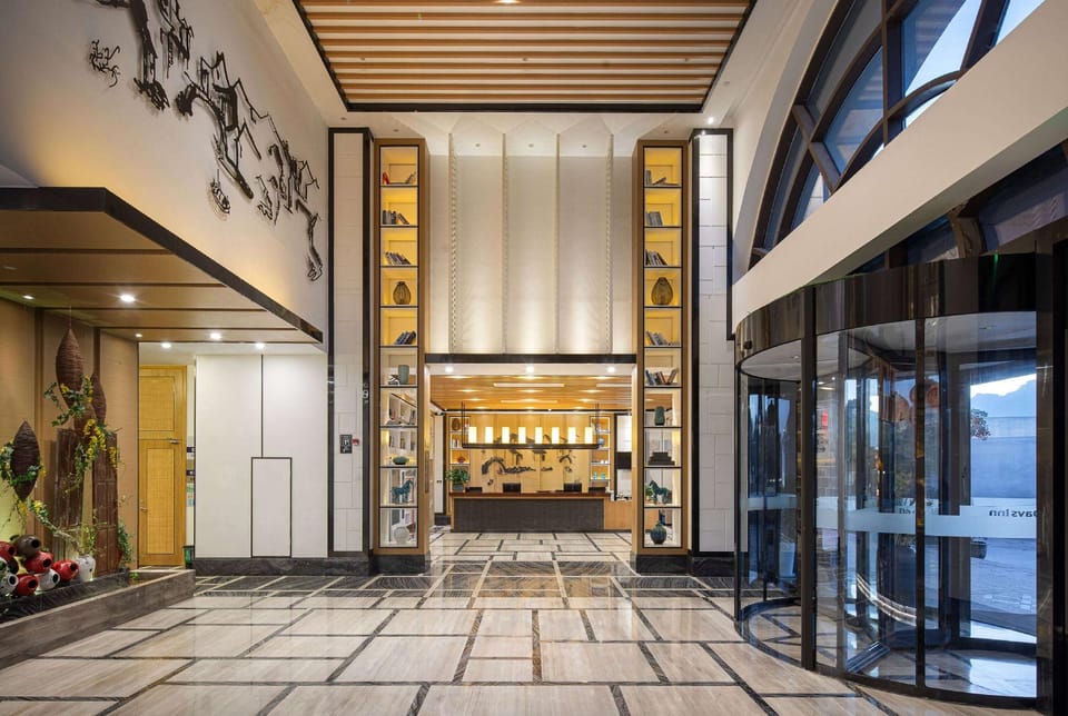 Days Inn by Wyndham Shaoxing Yuecheng Hotel in Hangzhou