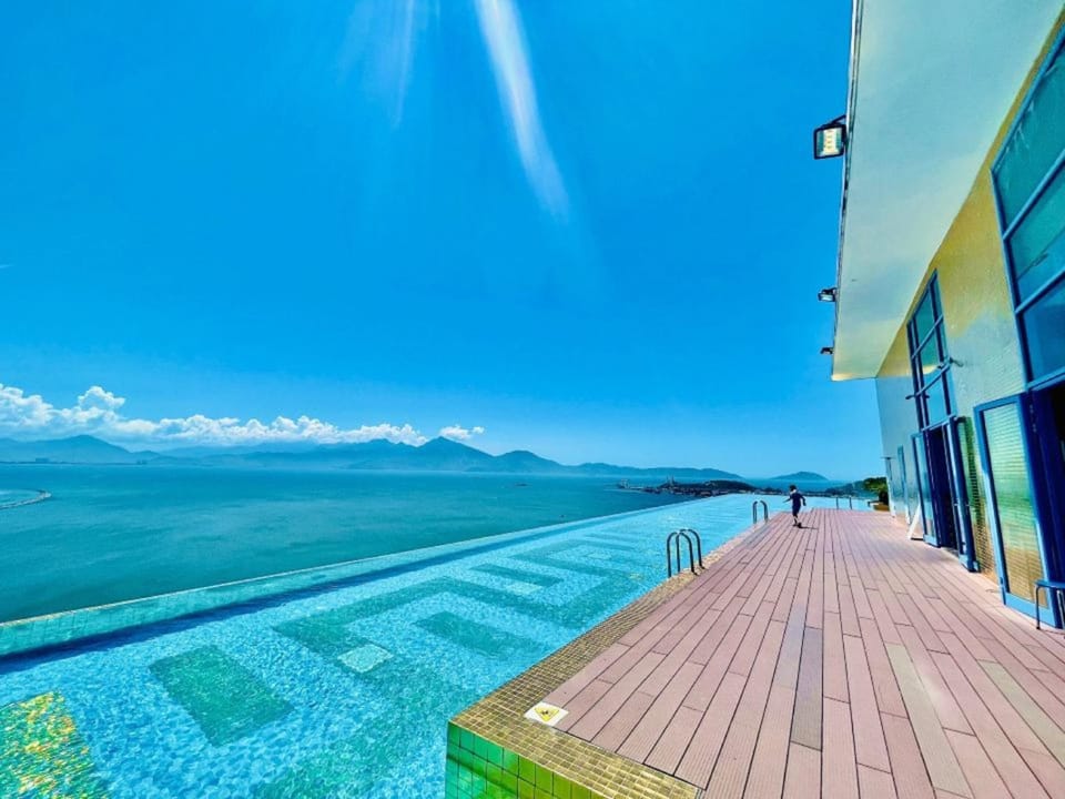 DANA PEARL BAY Hotel in Da Nang